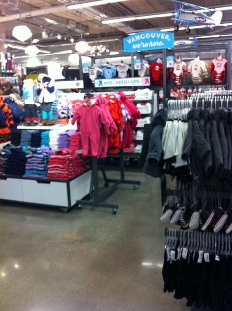 Old Navy Robson