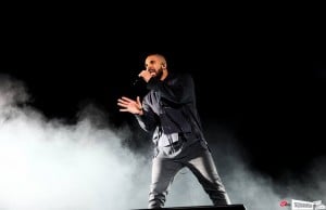 Photos + Videos Of Drake Performing At SVMF