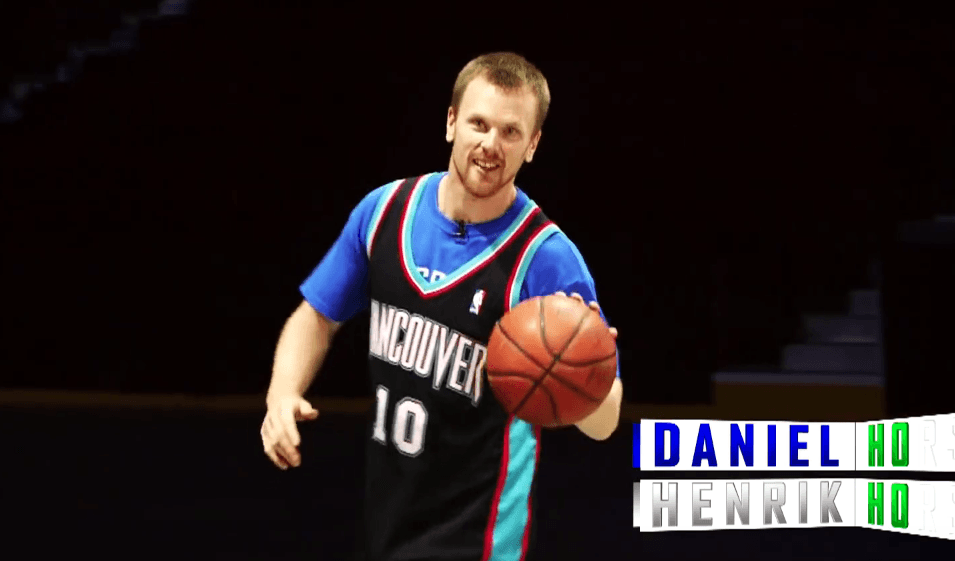 Sedin Twins Wear Vancouver Grizzlies Jerseys & Play Basketball (Video)