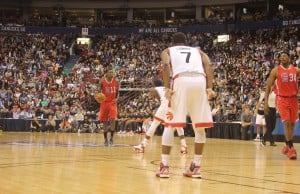 21 Courtside Photos From The Raptors VS Clippers In Vancouver