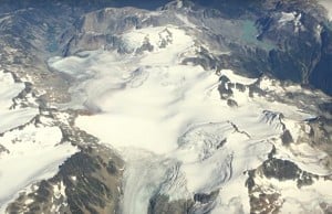 What It’s Like To Depart From Vancouver, Fly Over Rocky Mountains (Video)