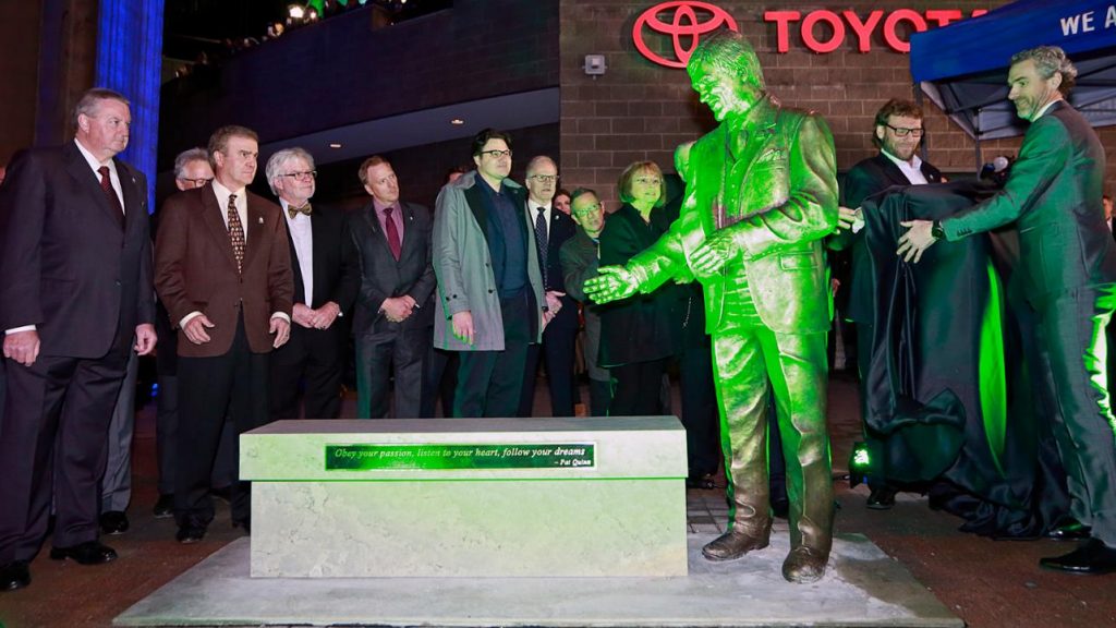 Pat Quinn statue