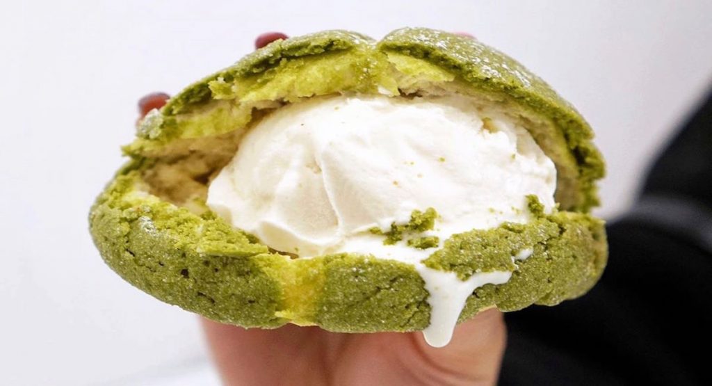 baker and table cafe