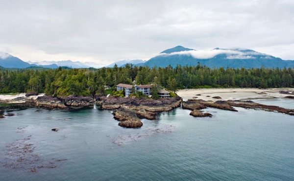 seaside escapes in bc
