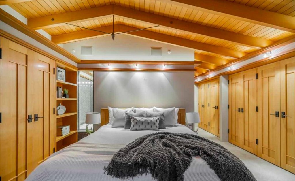 Vancouver Whitecaps Owner Lists His Waterfront Home For $9M
