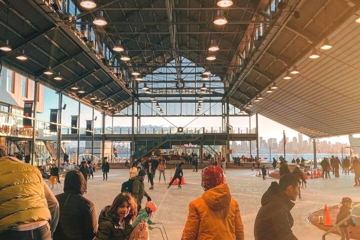 shipyards ice skating rink