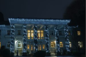 Hycroft for the Holidays Is Back With Festive Lights, Local Makers & Treats