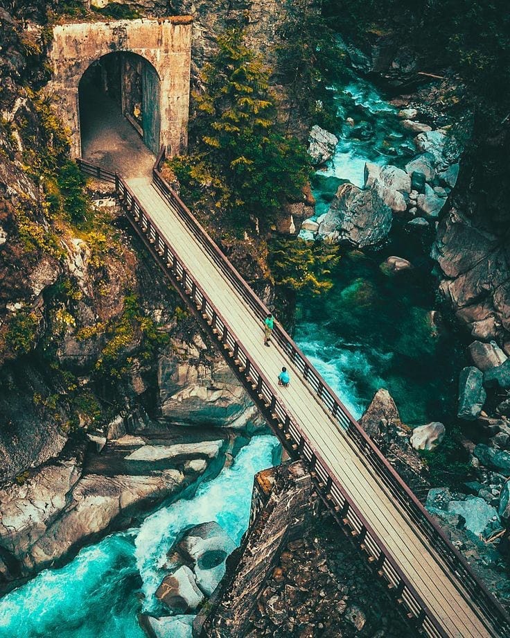 Othello Tunnels in Hope
